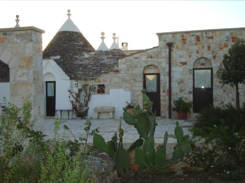 Fontana Vecchia B&B Castellana Grotte Exterior photo